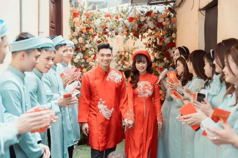 Trang phục và nghi lễ