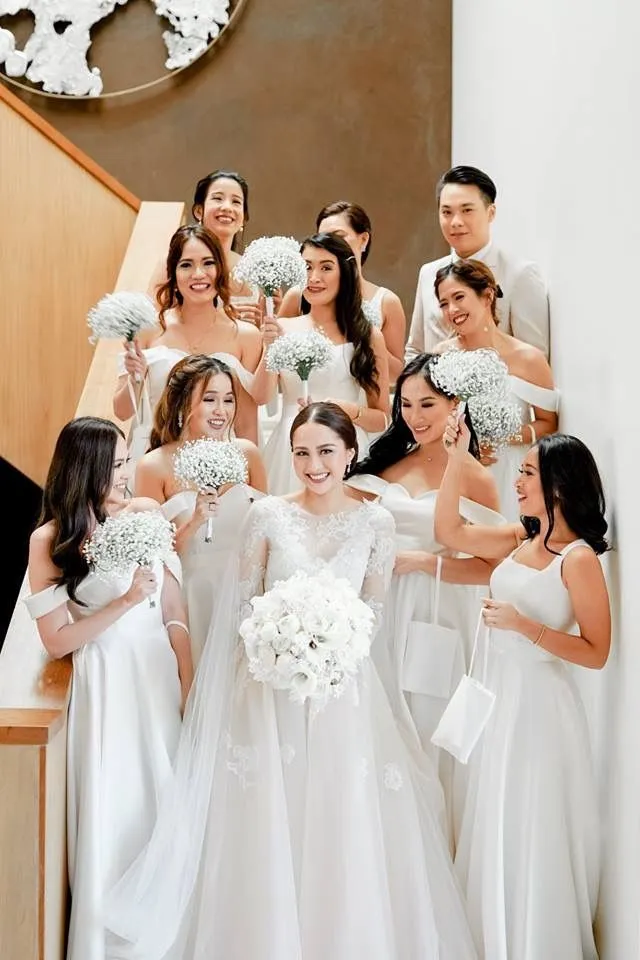 Lưu ý về màu sắc trang phục phụ dâu