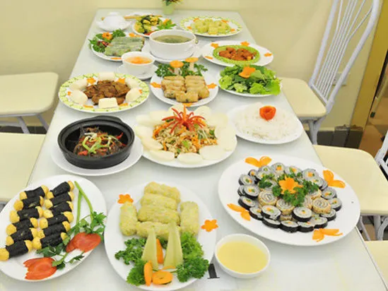 Kinh nghiệm lựa chọn thực đơn tiệc cưới miền Nam