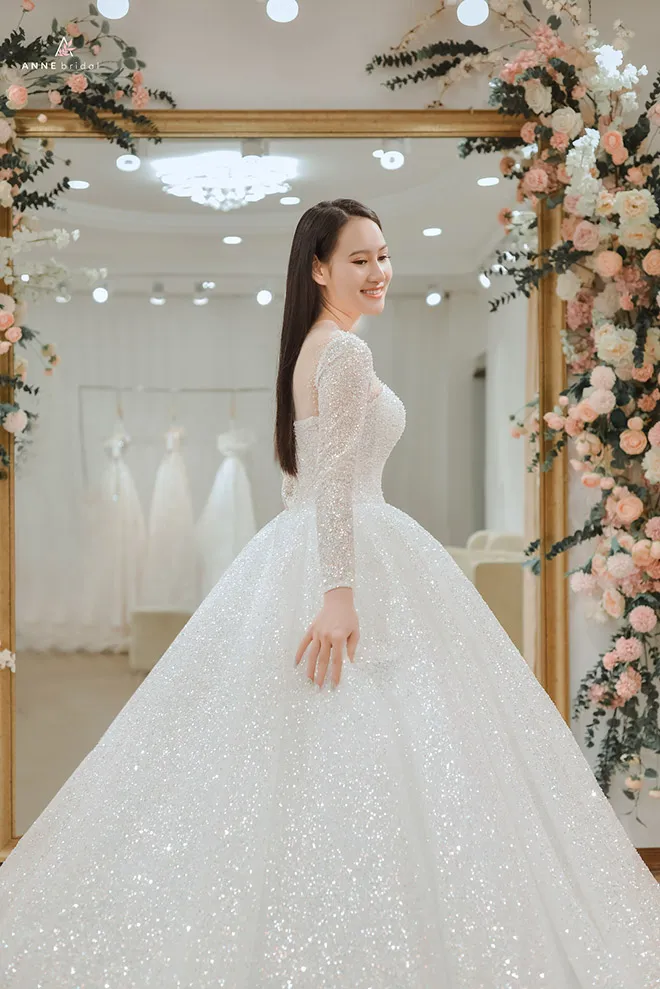 Những lưu ý quan trọng khi đi thuê váy cưới