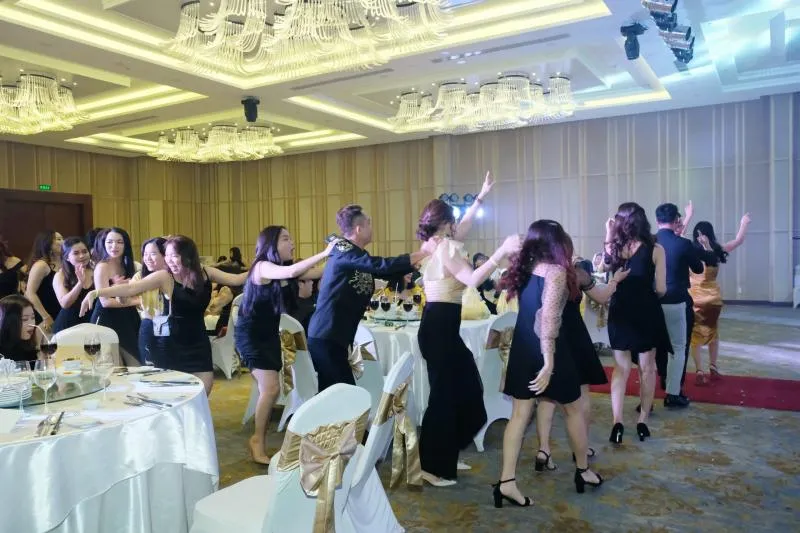 Trò chơi dành cho khách mời